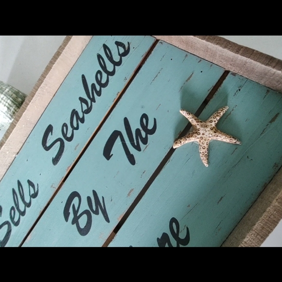 Framed Ocean Beach nautical seashell art. - Picture 2 of 7